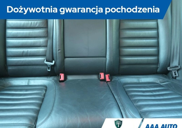 Volkswagen Passat cena 45000 przebieg: 205790, rok produkcji 2013 z Lesko małe 232